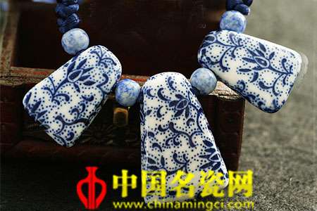   中国景德镇东方龙陶瓷饰品有限公司