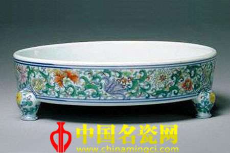缠枝花纹