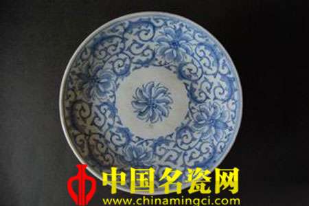 缠枝纹