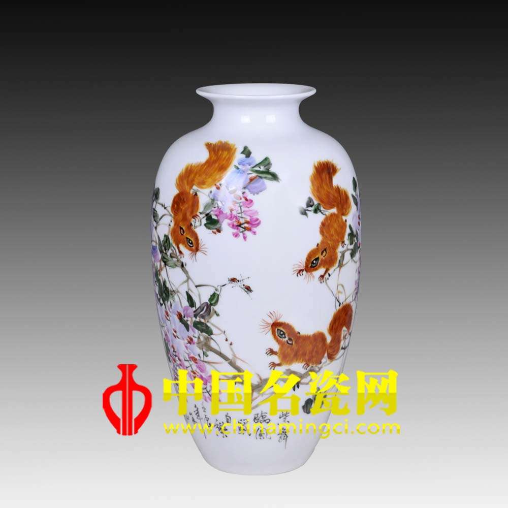 紫舞临风鼠自乐