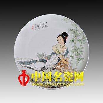 秋风纨扇图
