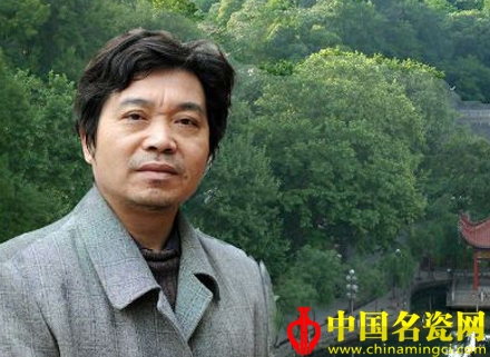 李祥东:奔跑在艺术的道路上