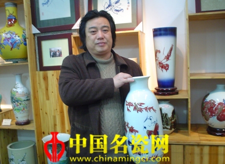 游弋瓷器上的“虾王”:熊晓华