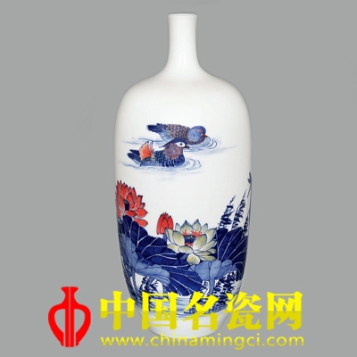 刘升辉 青花五彩 荷塘情趣 瓷瓶 