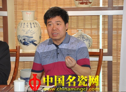 曹建文:传播民族文化的使者