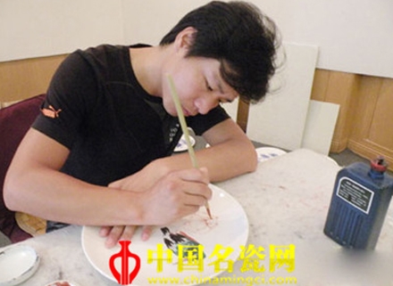 方航:水墨青花,写意东方
