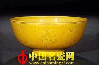 怎么鉴定黄釉瓷器?