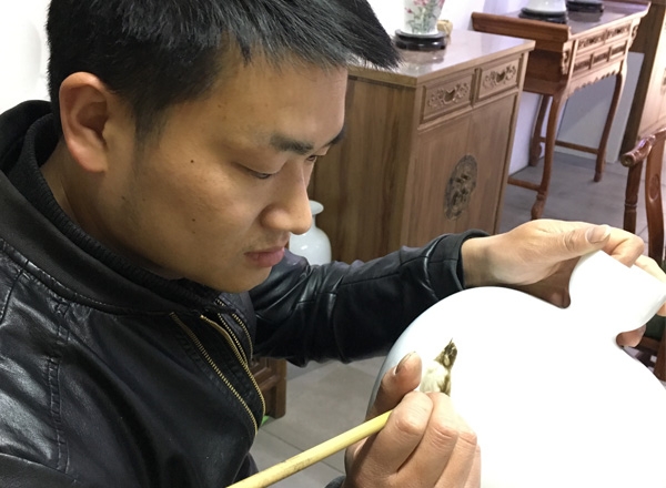 鸟语花香,清新雅丽——冯云峰