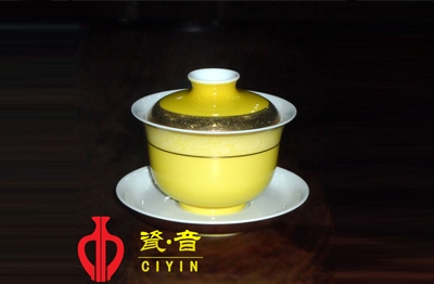 中和美色,黄家气派——黄釉瓷器